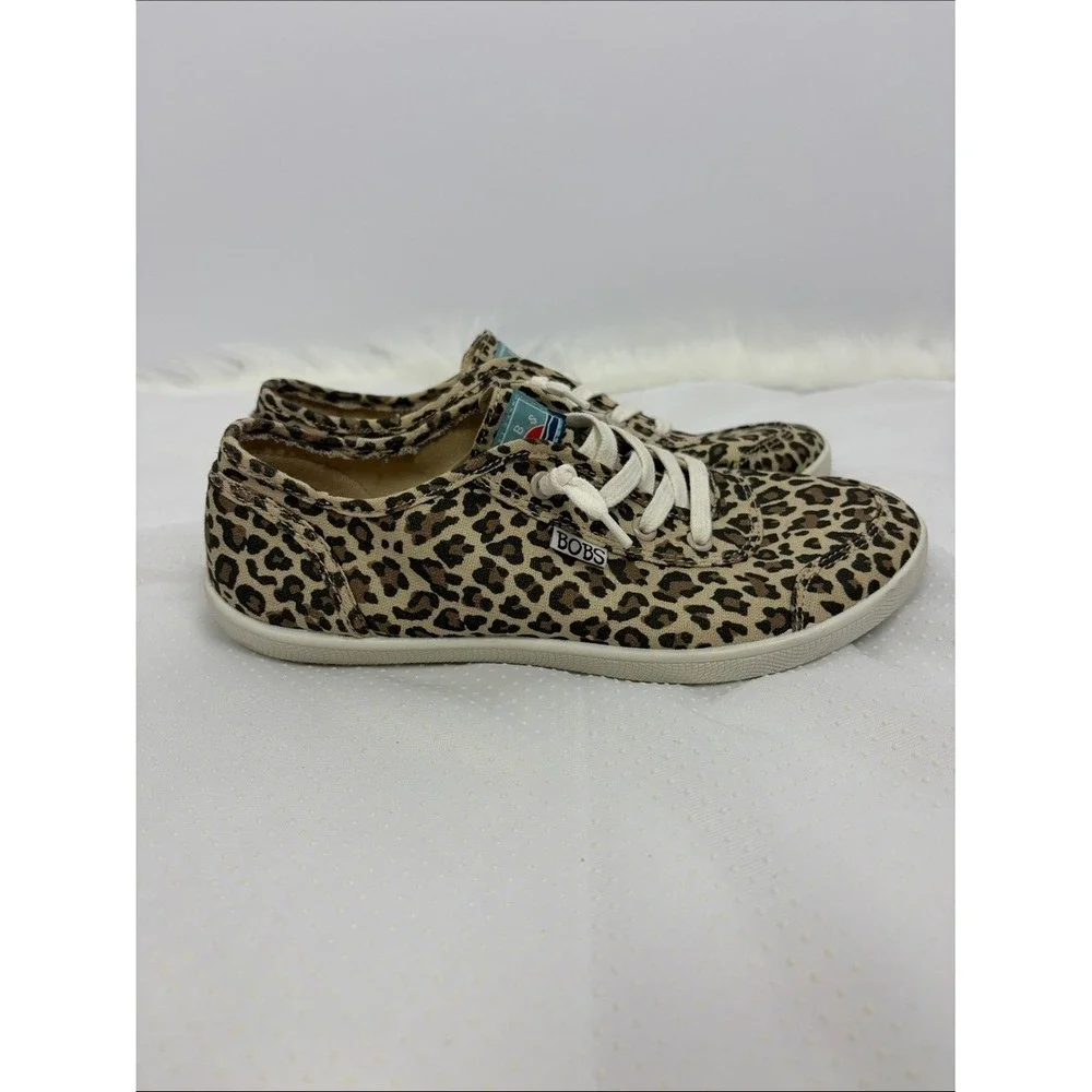 Skechers BOBS Leopard Print Memory Foam Lace Up Sneakers Women's 7.5
